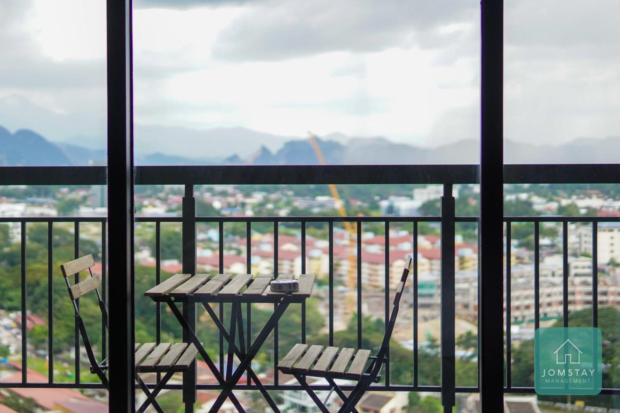 Jomstay - Horizon Town Skypool