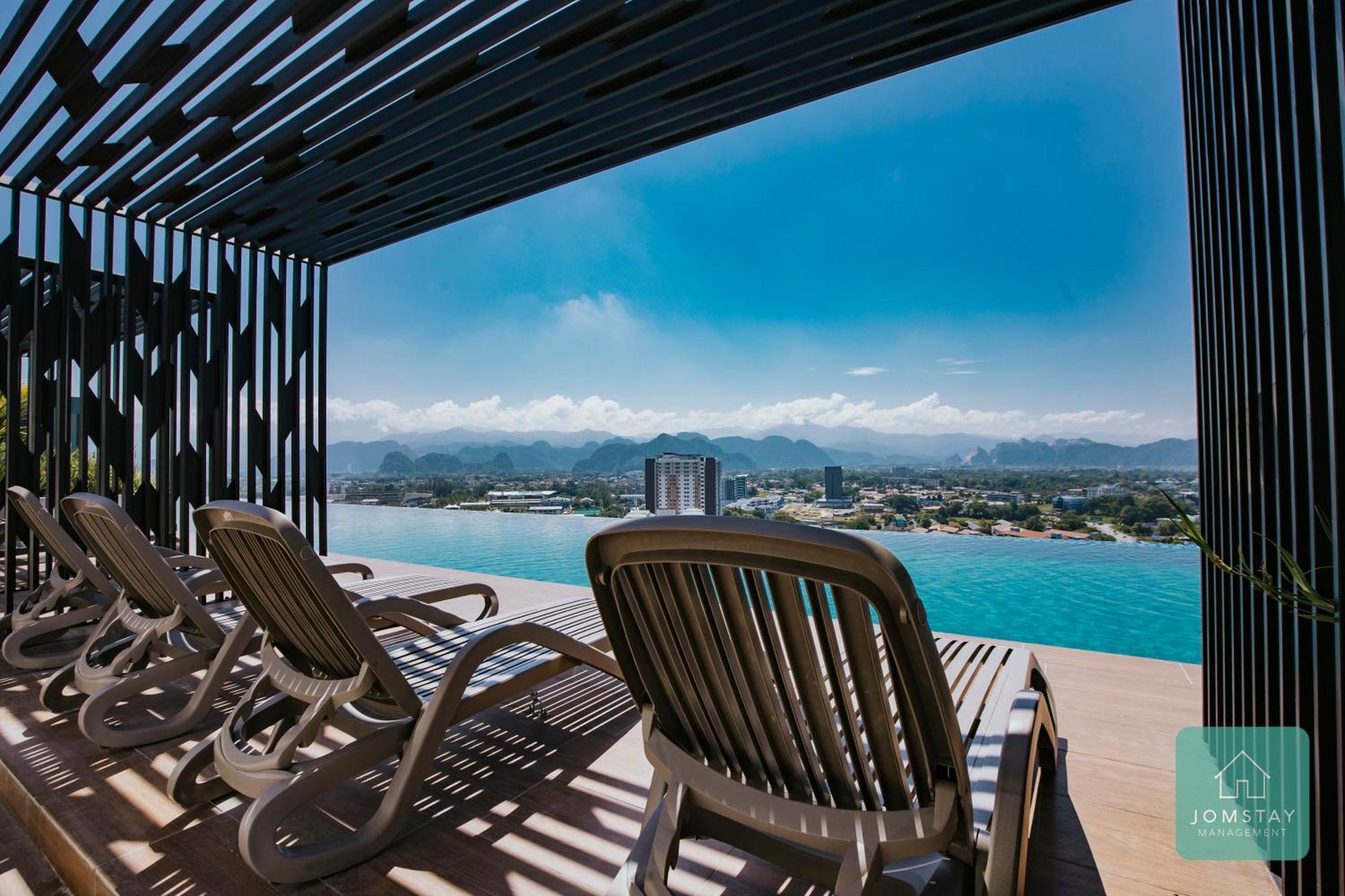 Jomstay - Horizon Town Skypool