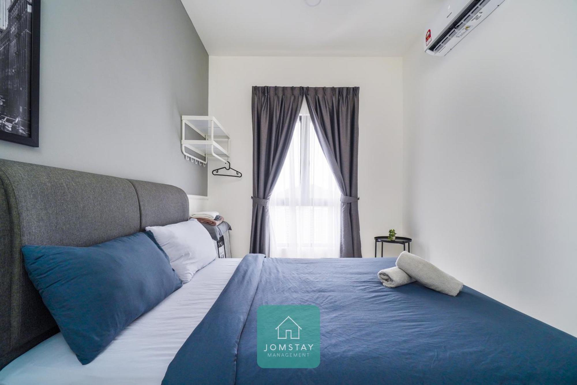 Jomstay - Horizon Town Skypool Apartment