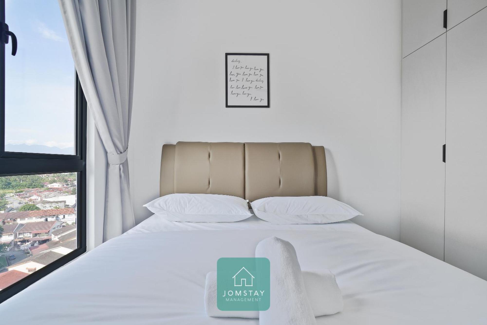 Jomstay - Horizon Town Skypool Apartment